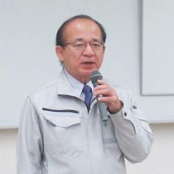 「今までに例がないくらい塗着効率を高めた」と服部社長