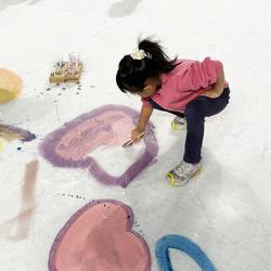 氷の上に絵を描ける不思議！