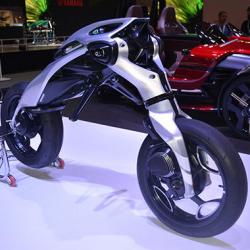 ヤマハ発動機「モトロイド ラムダ」