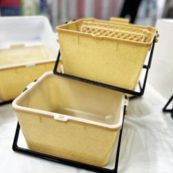 木くずを再利用した環境対応バケット「YKエコシリーズ」（好川産業）